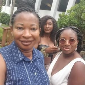 Meet your Posher, Ebun